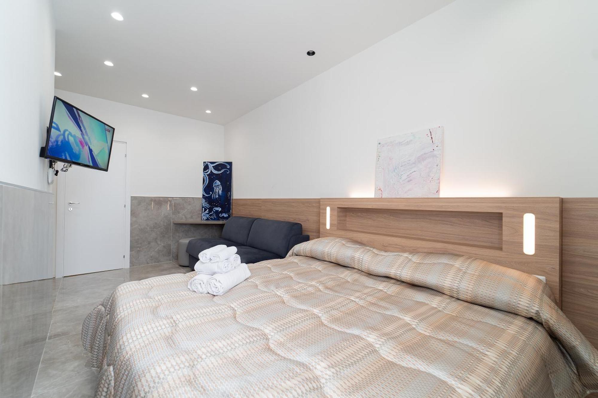 Le 4 Stagioni Dante H Centro, By Clapa Group 2*