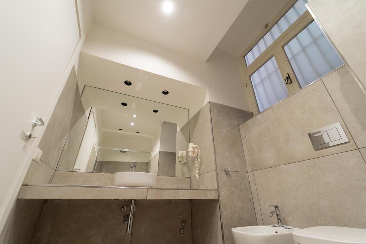Le 4 Stagioni Dante H Centro, By Clapa Group Affittacamere 2*