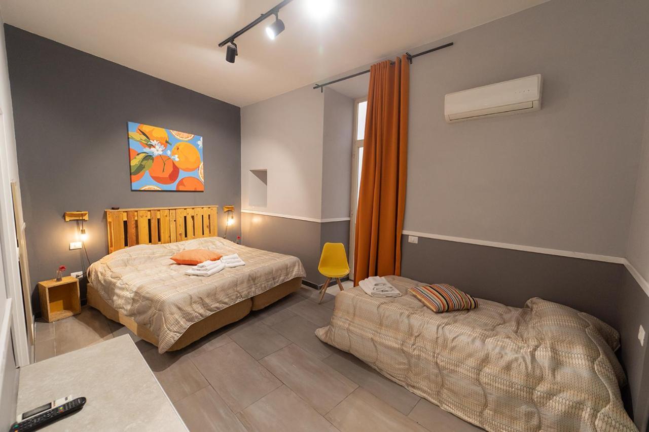 Le 4 Stagioni Dante H Centro, By Clapa Group Affittacamere Napoli