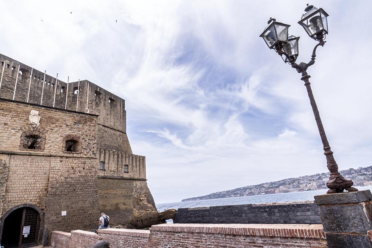 Le 4 Stagioni Dante H Centro, By Clapa Group Napoli