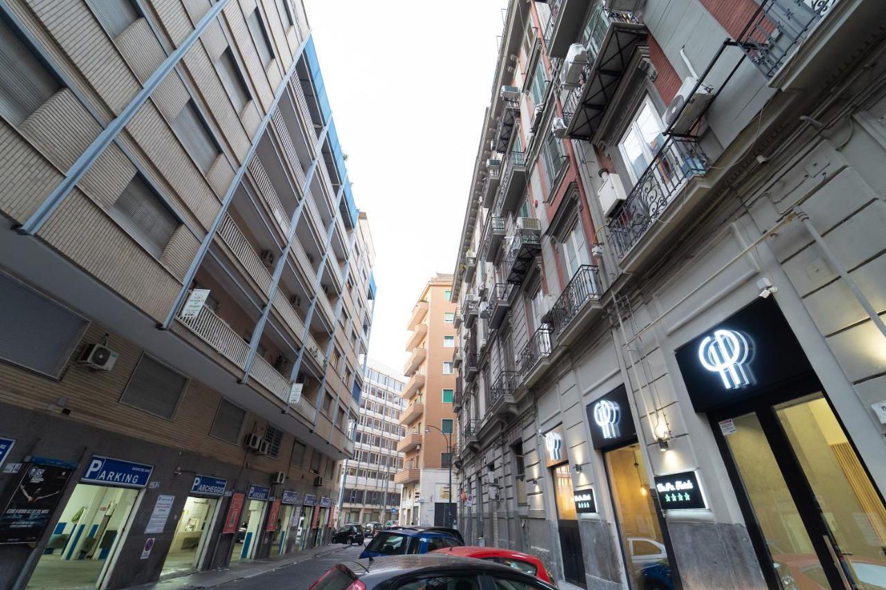 Le 4 Stagioni Dante H Centro, By Clapa Group Affittacamere 2*